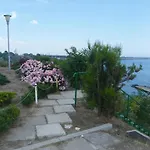 فيلة Lucian